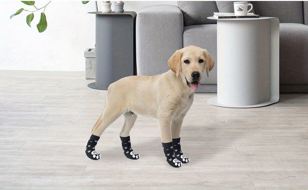 Protect Your Pet's Paws With These Non-Slip Outdoor Socks - 4pcs For Dog & Cat!